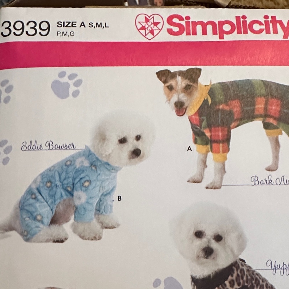 New Simplicity Pattern Dog Pajamas-Blue with Paw Prints Uncut & Factory Folded